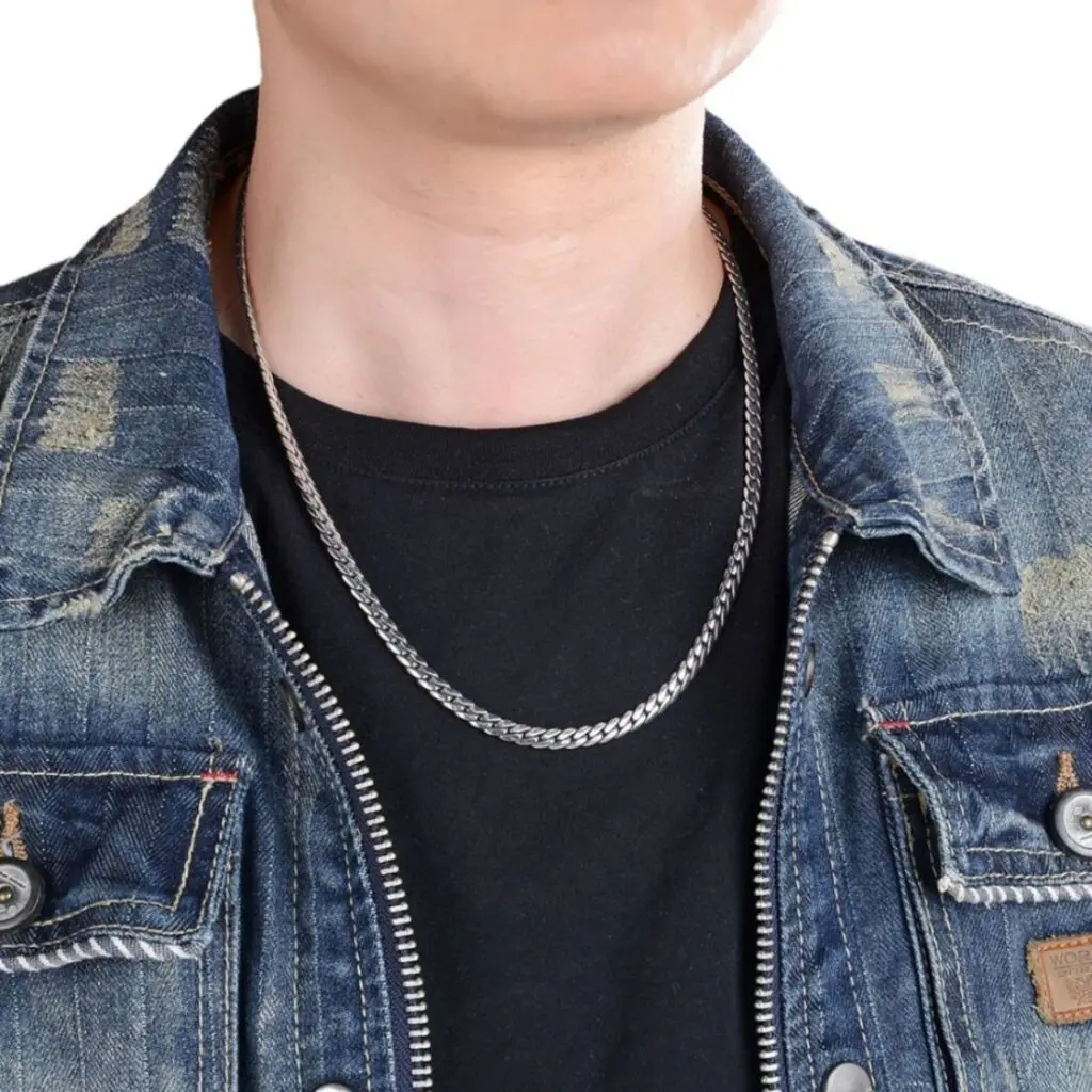 Bold Stylish Golden Metal Chain For Men