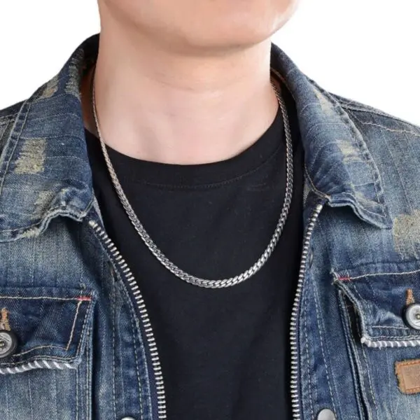 Bold Stylish Golden Metal Chain For Men